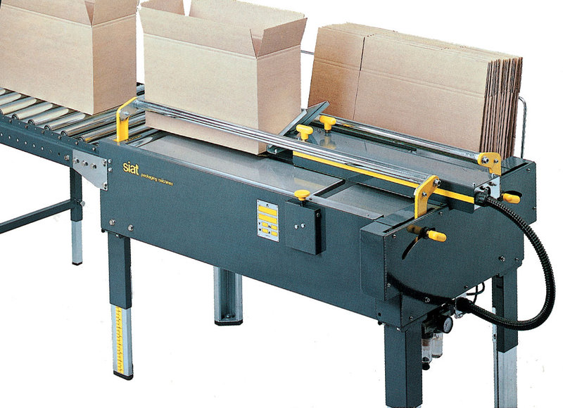 Kartonaufrichter_F-104-P Halbautomatischer Kartonaufrichter SIAT F 105