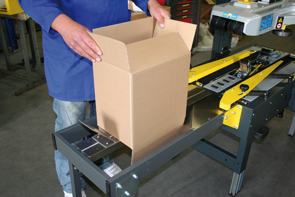 Kartonaufrichter_F100_03