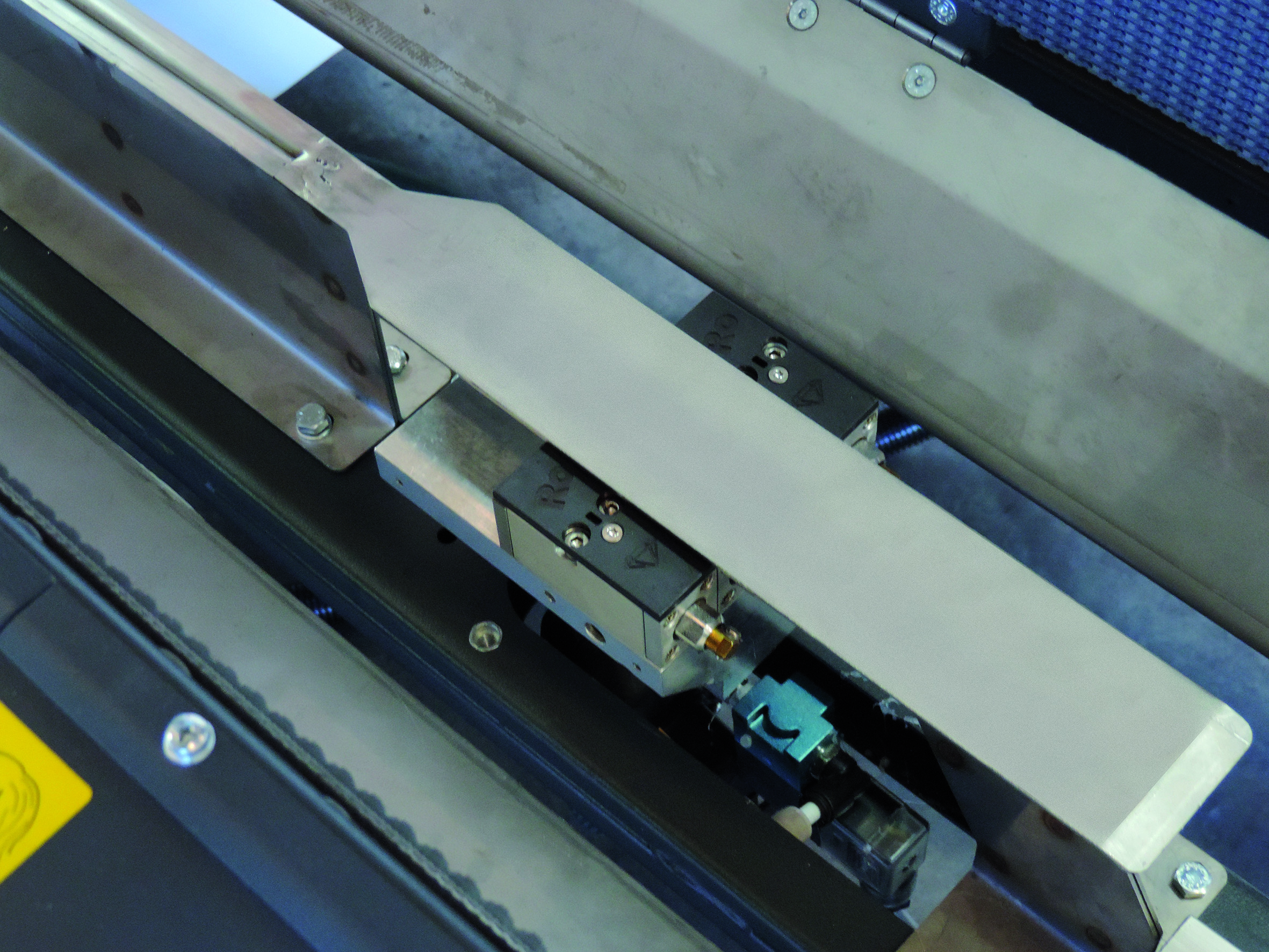 HM-11-Flaps-Folder-Detail