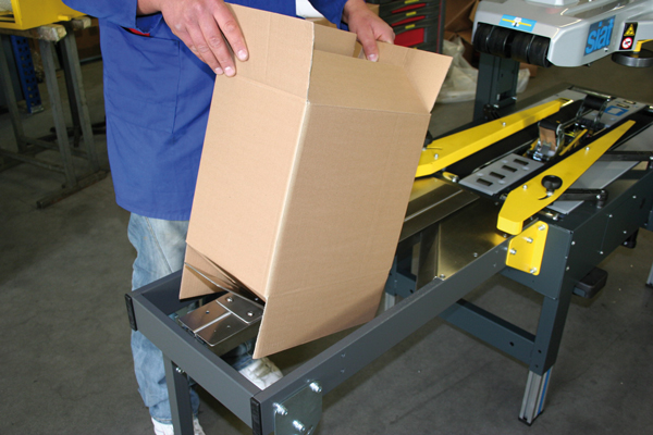 Kartonaufrichter_F100_02